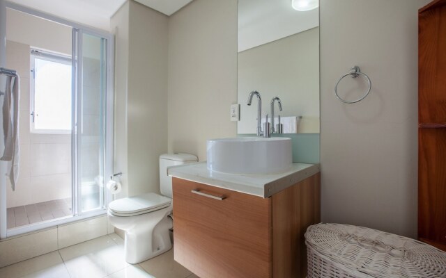 Horizon Bay 1206 by CTHA