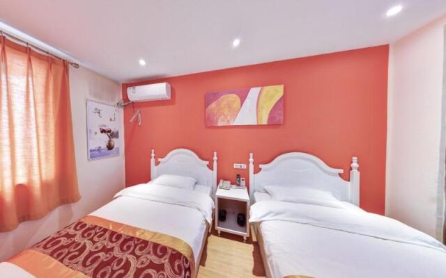 Shell Hotel Zhoukou Jiaotong Zhong Road Bus Center Station