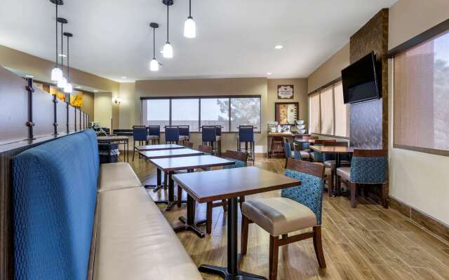 Comfort Suites Hobbs