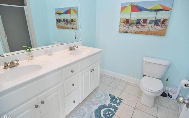 Anchored Inn- Sea Star 202