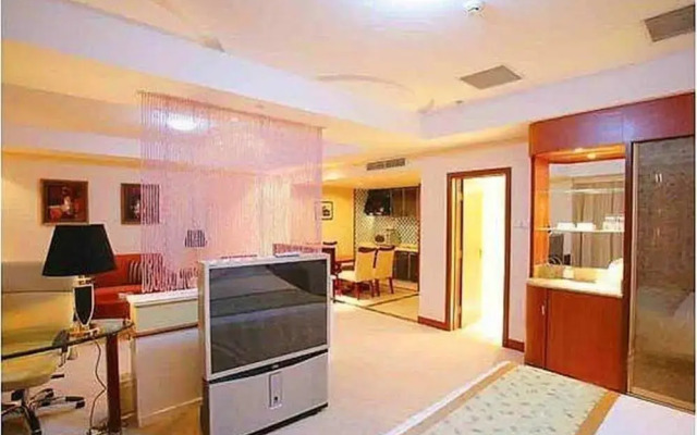 Chengde Tianbao Holiday Hotel