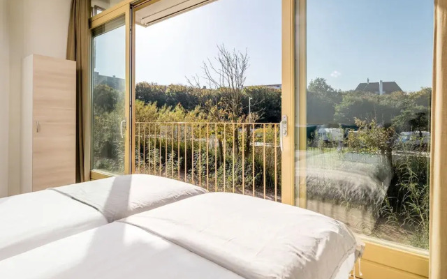 Luxurious Holiday Home With Dishwasher, 200 m From the Beach