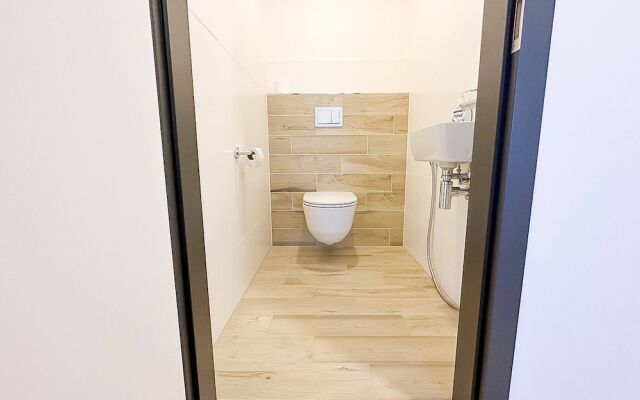 "new 3kk Apts: Holešovice Heart"
