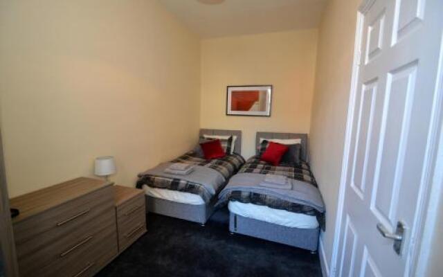 Hyde Park Apartment