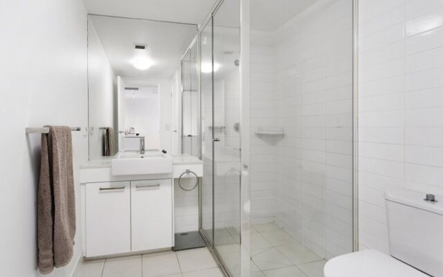 Readyset Apartments Stadium South