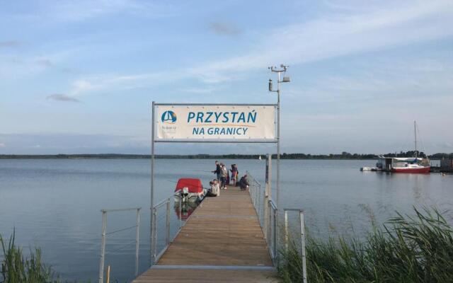 Przystań Na Granicy
