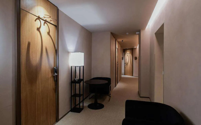 163 Boutique Hotel