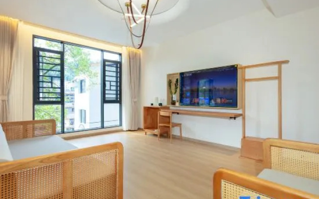 Yuexia Vacation Courtyard (Phoenix Ancient City Branch) – Guest Rooms – Xiangxi