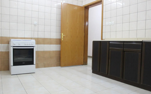 Al Eairy Furnished Apartments Al Baha 2