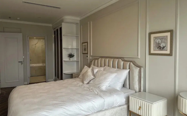Luxe Paradise Suites Xuan Dieu