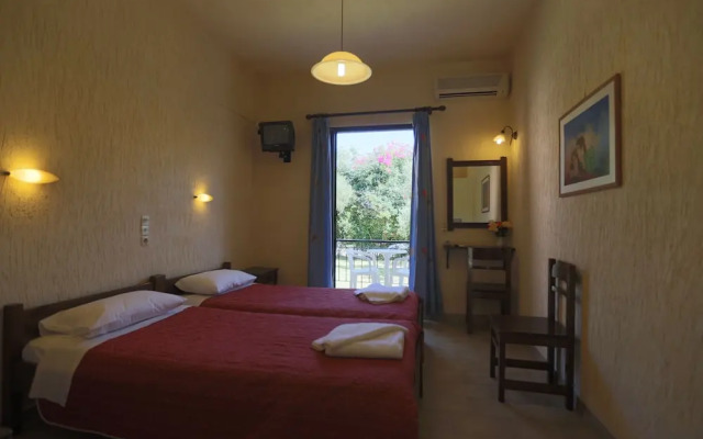 Dora’s Apartments and Studios
