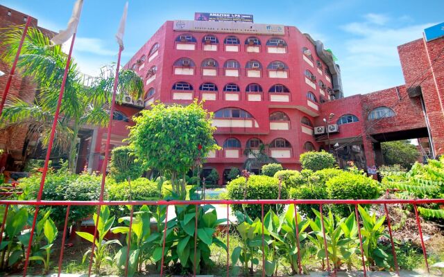 Hotel Chanson Grand Westend