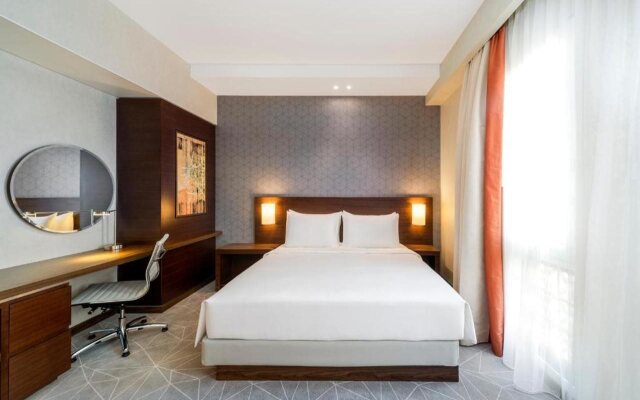 Hyatt Place Dubai Wasl District