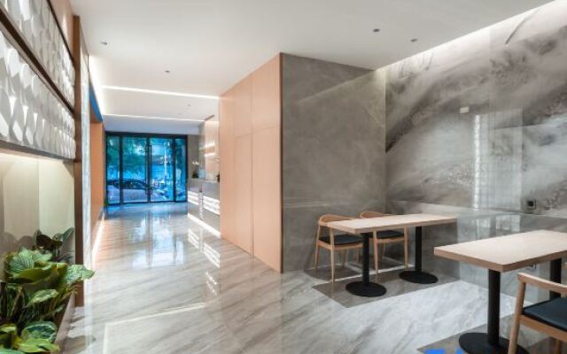 Yue·Tianyu Hotel (Mangshi Airport Branch)
