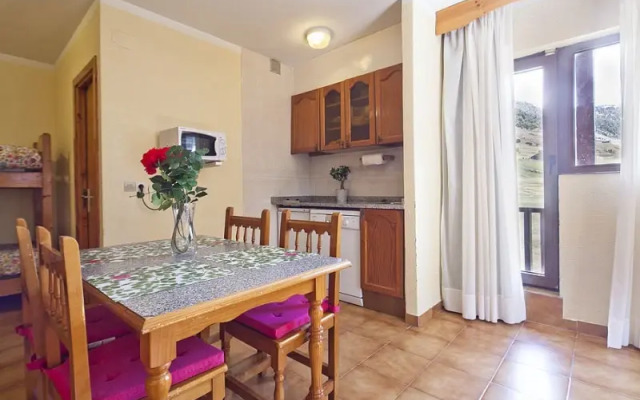Apartamentos Deu Sol by Habitat