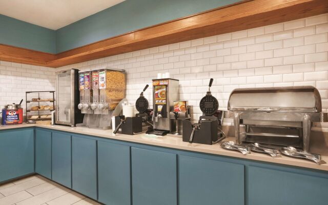 Country Inn & Suites by Radisson, Lewisville, TX