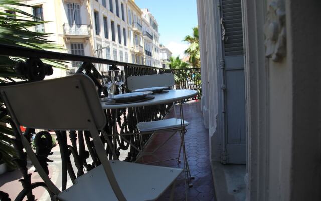 Cannes Palais Bourgeois