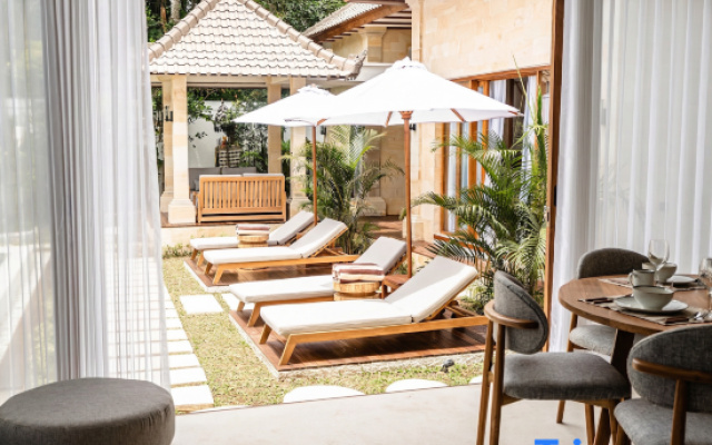 Casa Mira Villa by DH - Peaceful 3BR villa with Large Pool and Garden – Outside – Ubud