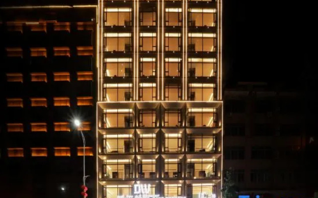 Xuwen Wilton Intelligent Hotel