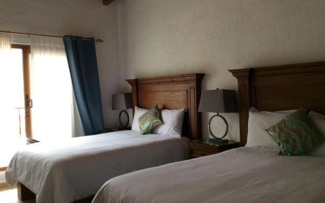 Hotel Concierge Flor y Canto