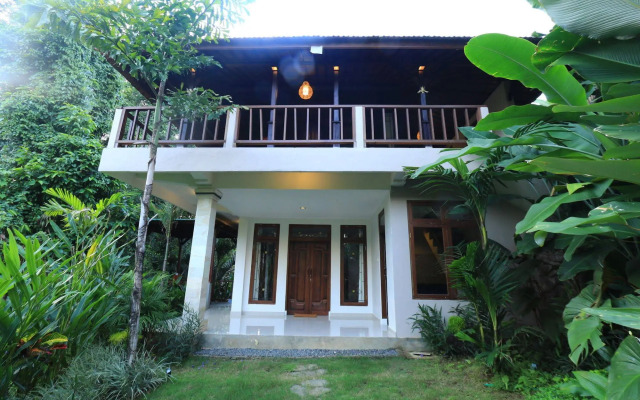 Mekar Sari Villas