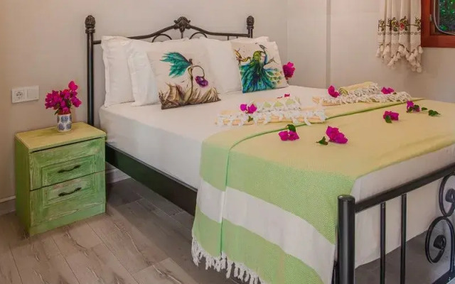 Strabon Butique Hotel