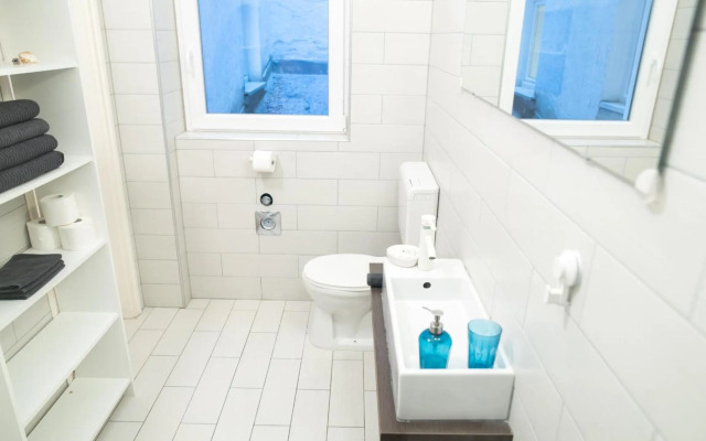 N28 Studio Apartment In Andrassy Boulevard.