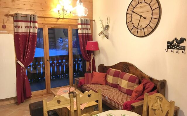 Apartment With 2 Bedrooms in Pralognan-la-vanoise, With Wonderful Moun