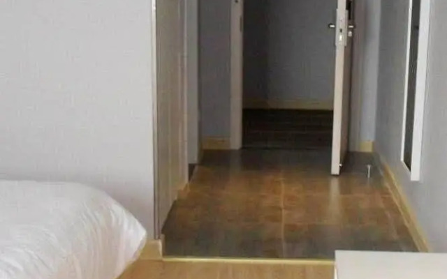 Motel 168 Hotel Shanghai Hongqiao Hub National Convention Center Branch