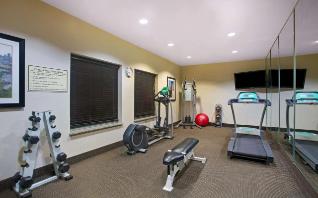 La Quinta Inn & Suites by Wyndham Pearsall