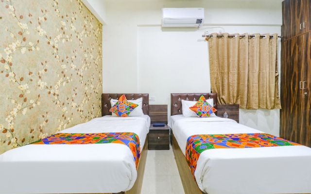 Fabhotel E City Inn