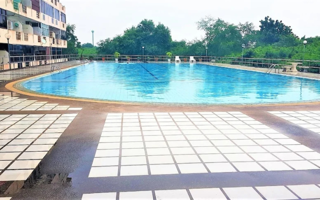 Pattaya Plaza Condotel Large Studio Apartment Sukhumvit