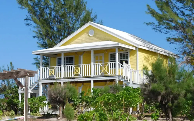 Windermere Wonder: Historic Home With Club Access