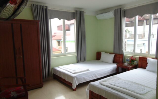 Noi Bai Golden Hotel