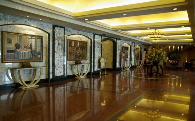 Dong Fang Hotel