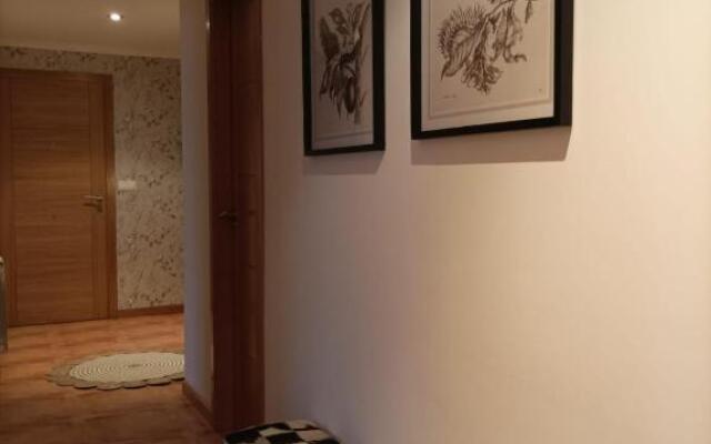 PISO EN COMBARRO A 1º LINEA DE COSTA