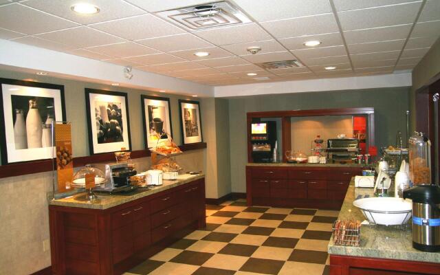 Hampton Inn & Suites by Hilton Brantford Conference Centre