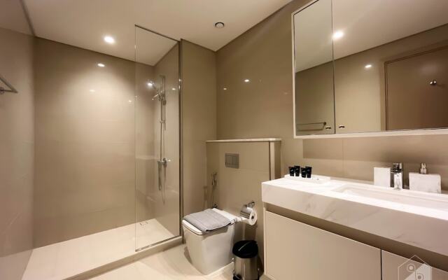 Ultimate Luxury in the Heart of Downtown