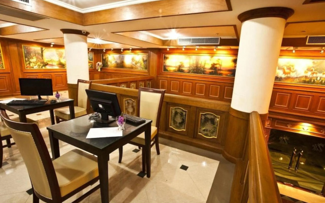 Zaza Hotel Bangpoo