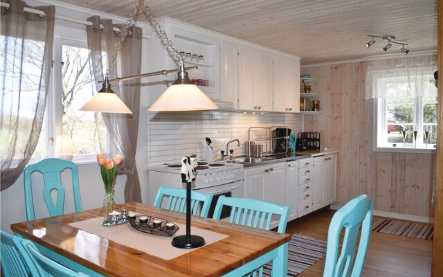 Awesome Home in Löttorp With 3 Bedrooms