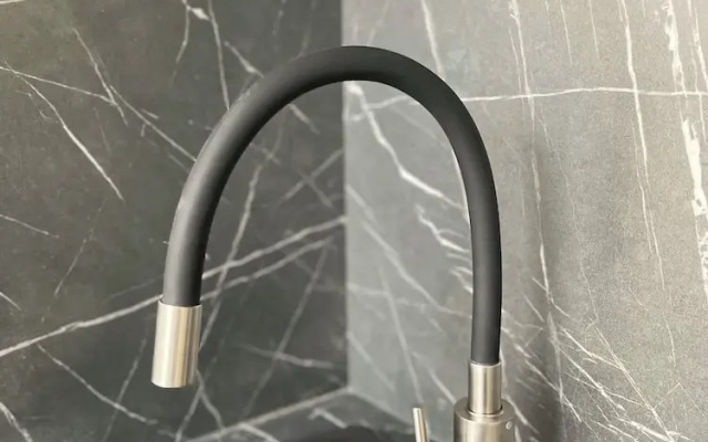 Airport-Bus Station 13 North Studios