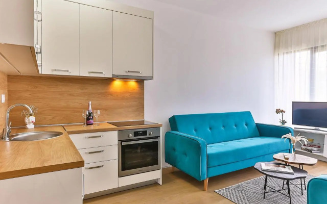 Royal Residence Apartment