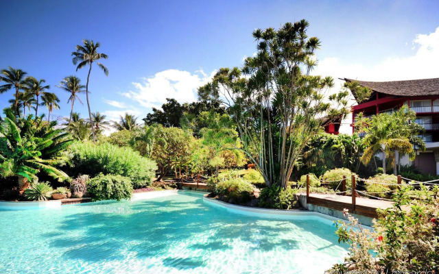 Tahiti Ia Ora Beach Resort