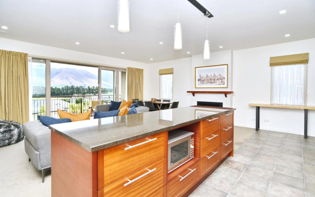 High Country Villa 250 - Christchurch Holiday Homes