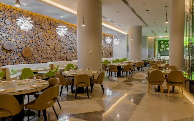 Al Khoory Sky Garden Hotel
