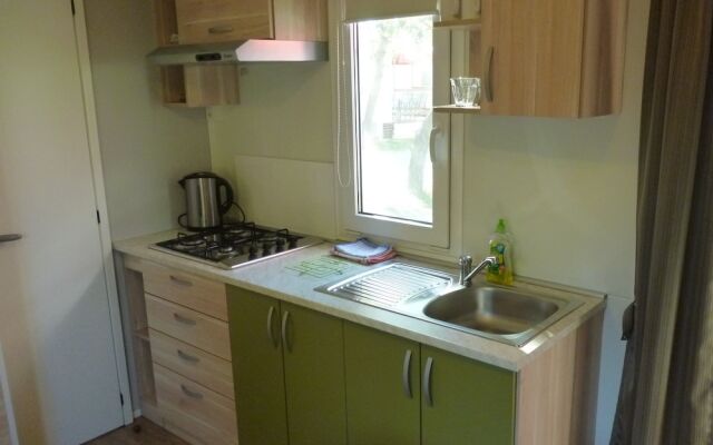 Mobile Home Pisak-directly on the Pebble Beach