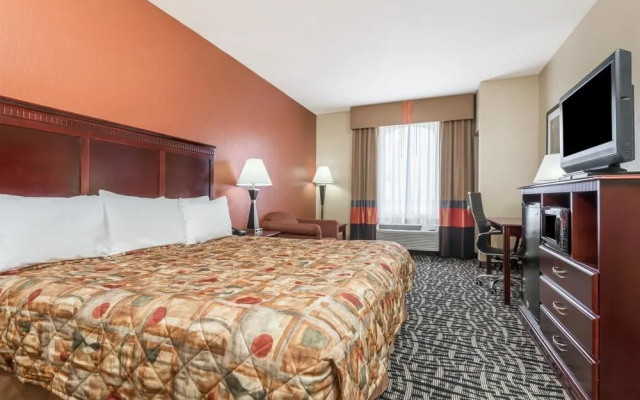 Days Inn & Suites By Wyndham Prattville-Montgomery