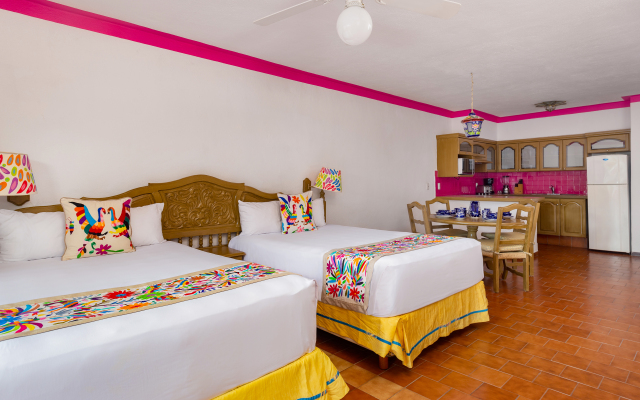 Villa del Palmar Residences