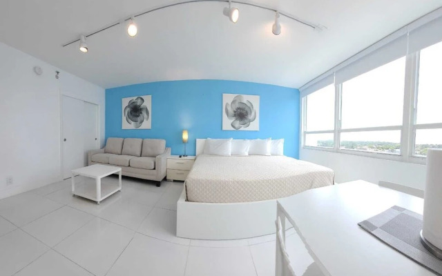 Castle Beach Club Apartments