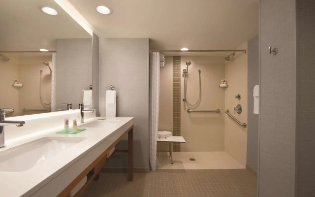 Hyatt Place Chicago/O'Hare Airport